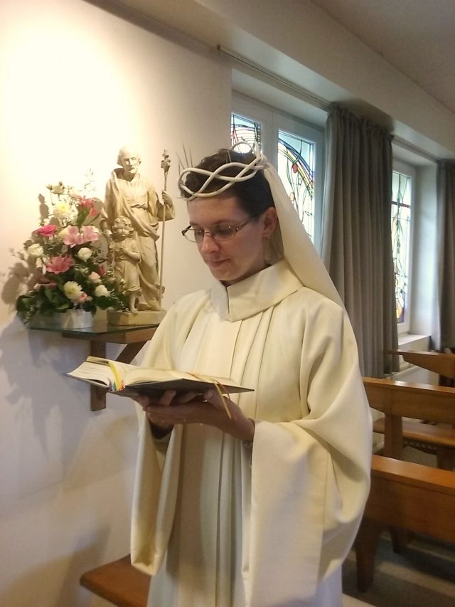 The Sisters are wearing a white Choir robe for the liturgy on Sundays and Feastdays
